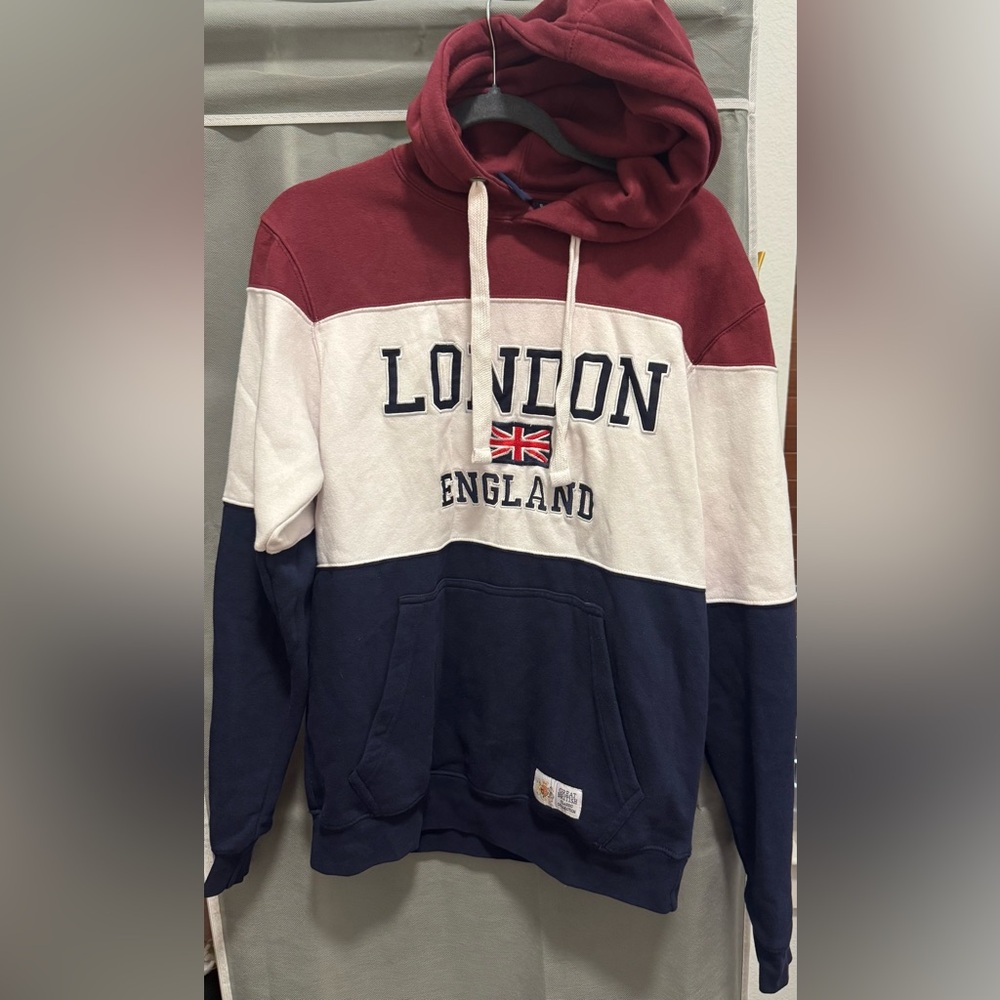 Colorblock Hoodie with London Print